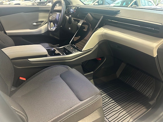 Ford Explorer 13 of 13