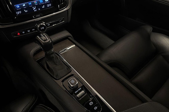 Volvo V90 Cross Country 21 of 28