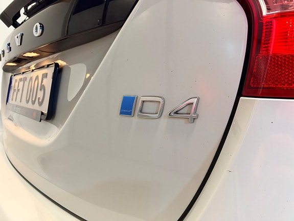 Volvo V60 25 of 26