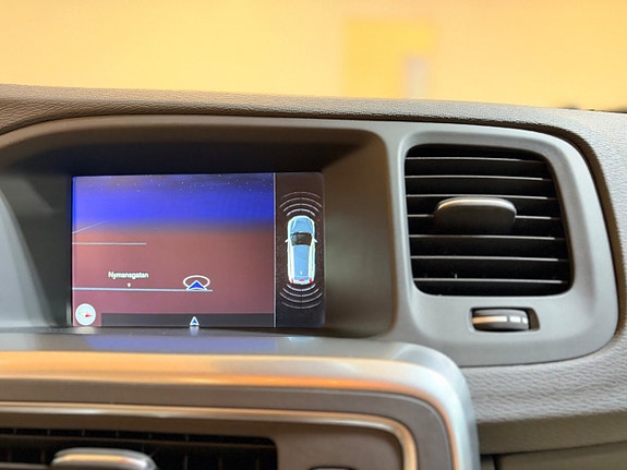 Volvo V60 18 of 26