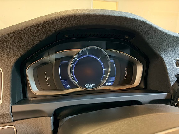Volvo V60 13 of 26