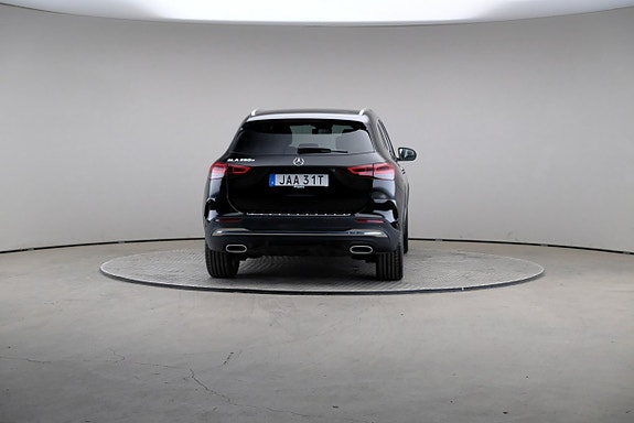 Mercedes-Benz GLA 250 e 2 of 3