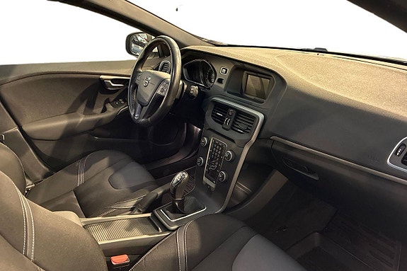 Volvo V40 10 of 20