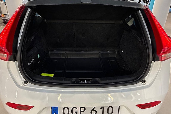 Volvo V40 19 of 20