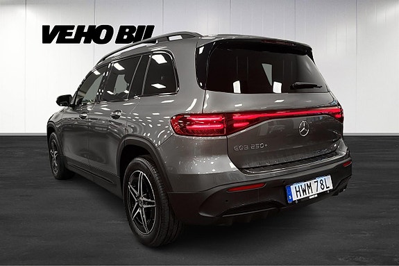 Mercedes-Benz EQB250+ 4 of 27