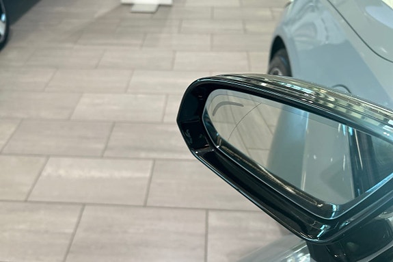 Volvo V90 21 of 30