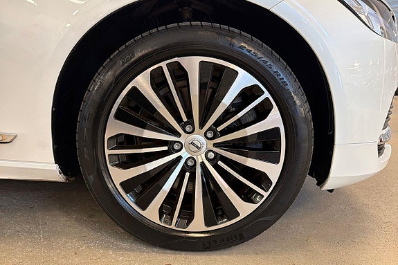 Volvo V90 4 of 28