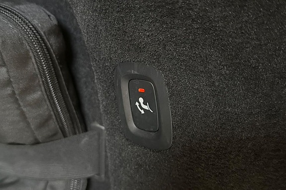Volvo V90 25 of 28