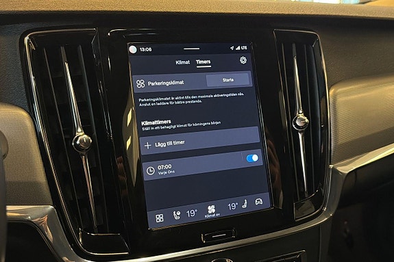 Volvo V90 20 of 28