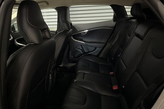 Volvo V40 17 of 18