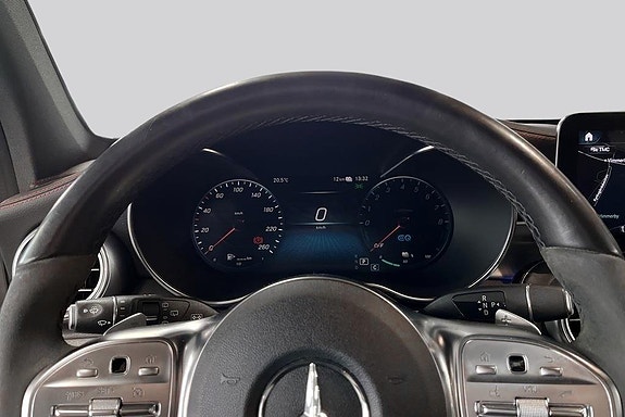 Mercedes-Benz GLC 300 e 10 of 22