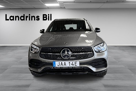Mercedes-Benz GLC 300 e 2 of 22