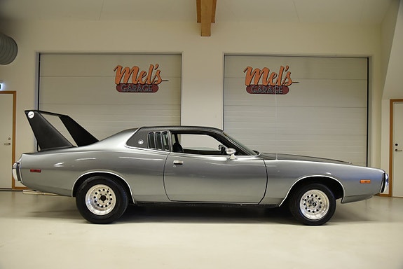 Dodge Charger 5 of 30