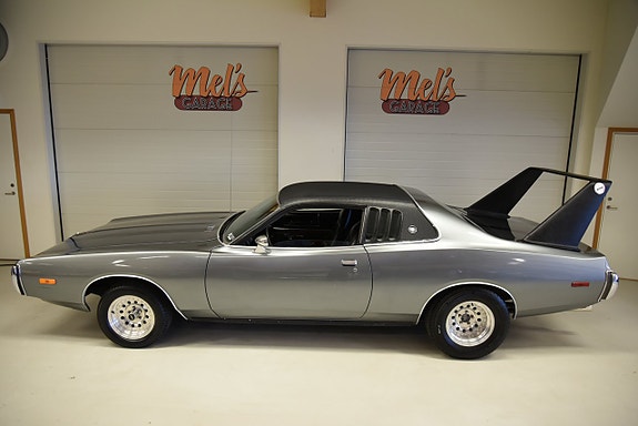 Dodge Charger 12 of 30