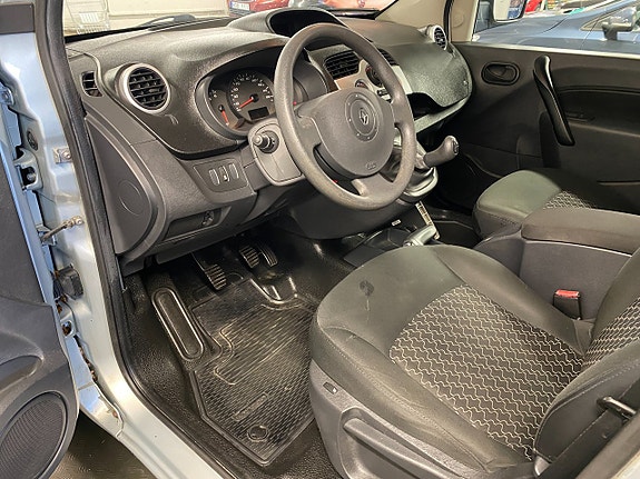 Renault Kangoo Express 10 of 13