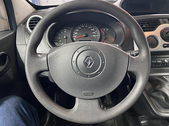 Renault Kangoo Express 11 of 13