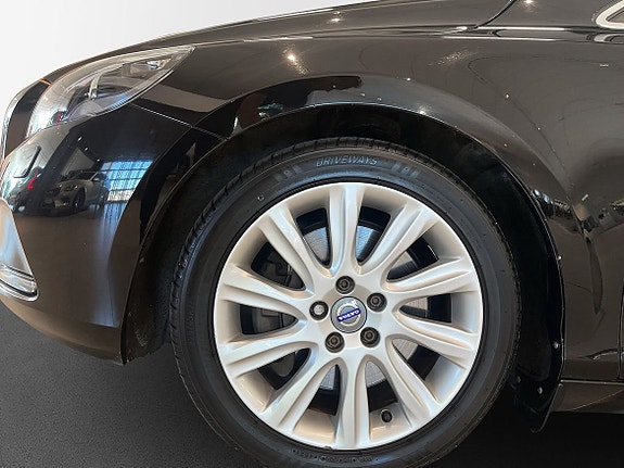 Volvo V40 5 of 10