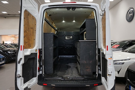 Ford Transit 6 of 11