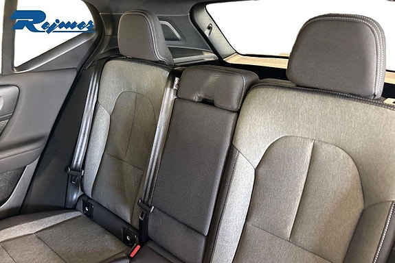 Volvo XC40 21 of 29