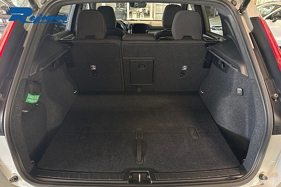 Volvo XC40 22 of 29