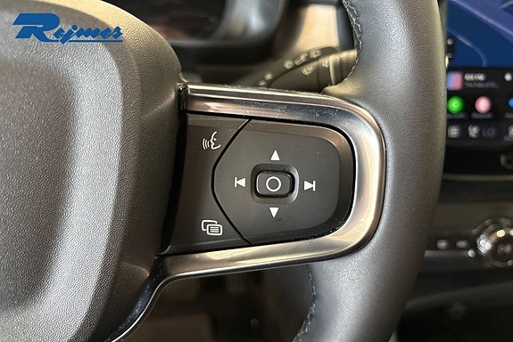 Volvo XC40 11 of 29