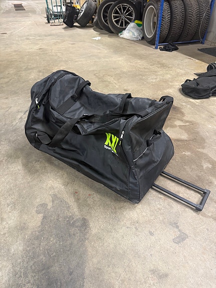 Product image 1 of 3