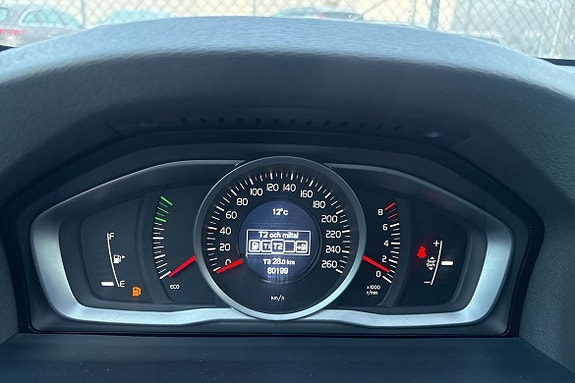 Volvo V60 18 of 23