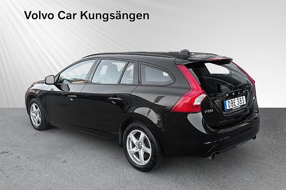 Volvo V60 4 of 23