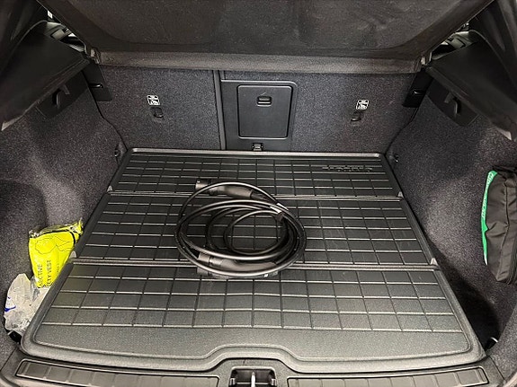 Volvo EX40 24 of 29
