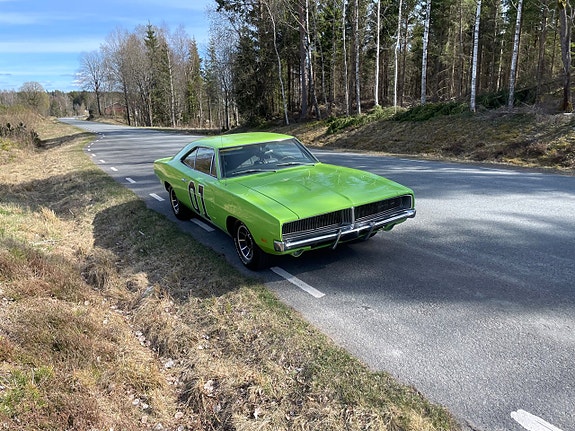 Dodge Charger 15 of 24