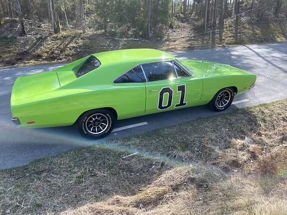 Dodge Charger 3 of 24