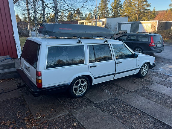 Volvo 740 2 of 14