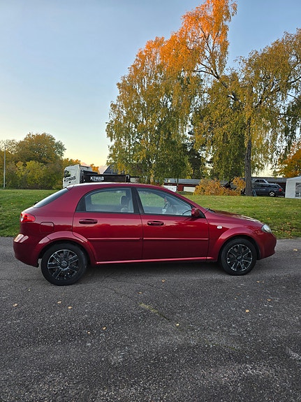Chevrolet Lacetti 3 of 7