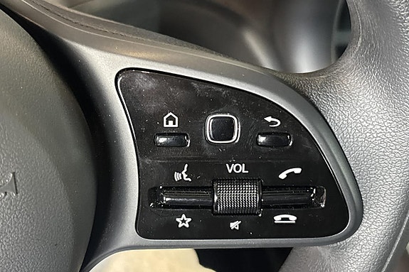 Mercedes-Benz eCitan 12 of 22