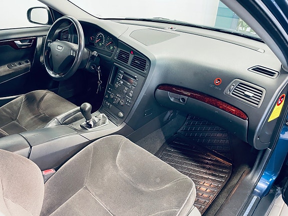 Volvo S60 6 of 10