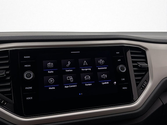 Volkswagen T-Roc 24 of 30