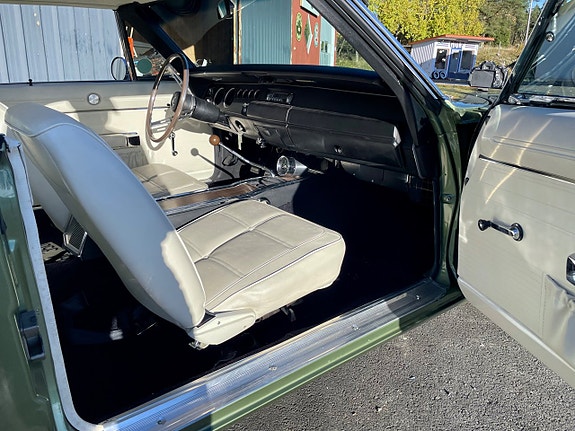 Dodge Charger 17 of 22