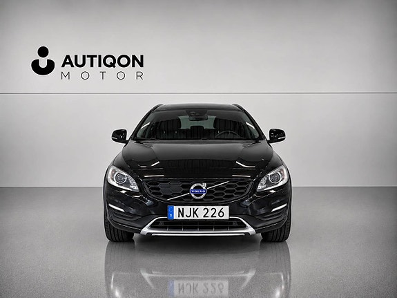 Volvo V60 Cross Country 5 of 18