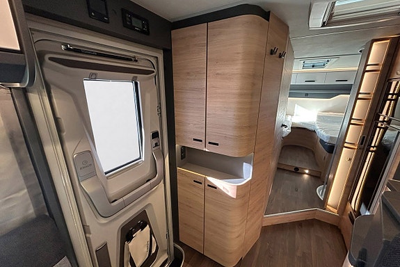 Knaus L!VE I 900 LEG 180hk AUTOMAT LÅGA LÅNGBÄDDAR ALDE 5-Sits 11 of 30