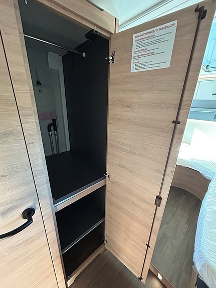 Knaus L!VE I 900 LEG 180hk AUTOMAT LÅGA LÅNGBÄDDAR ALDE 5-Sits 29 of 30