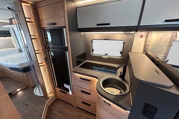 Knaus L!VE I 900 LEG 180hk AUTOMAT LÅGA LÅNGBÄDDAR ALDE 5-Sits 20 of 30