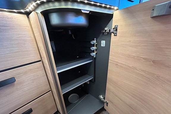 Knaus L!VE I 900 LEG 180hk AUTOMAT LÅGA LÅNGBÄDDAR ALDE 5-Sits 18 of 30