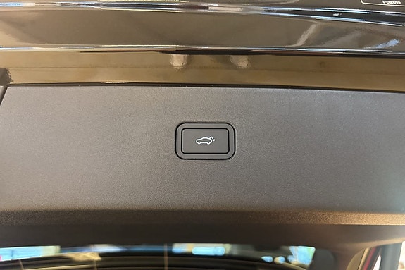 Volvo EX30 12 of 22