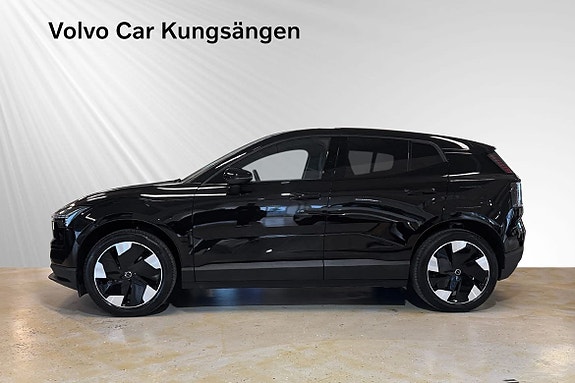 Volvo EX30 3 of 22