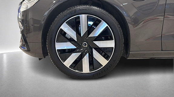 Volvo V90 10 of 15