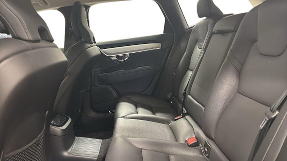 Volvo V90 7 of 15