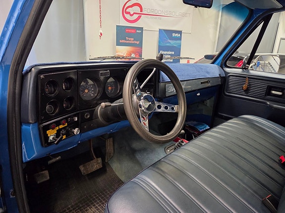 Chevrolet K10 9 of 11