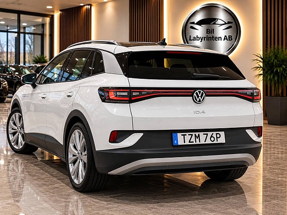 Volkswagen ID.4 3 of 6