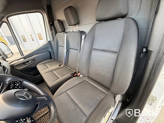 Mercedes-Benz Sprinter 208 10 of 27
