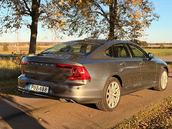 Volvo S90 3 of 22